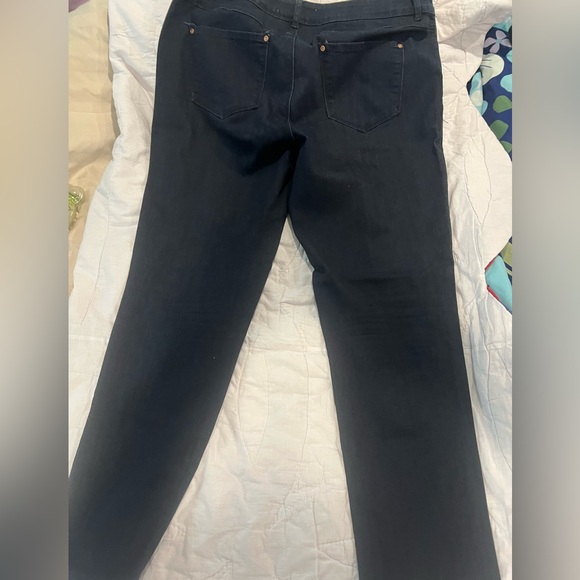 Dark blue jeans. Size 16. No name. - Picture 1 of 3